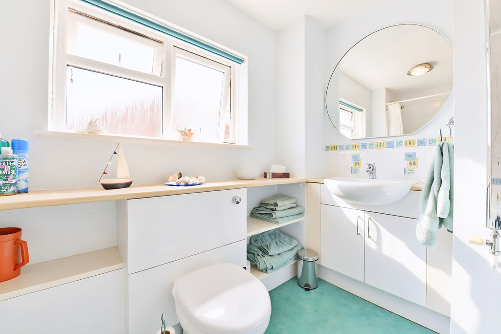 Bathroom- click for photo gallery